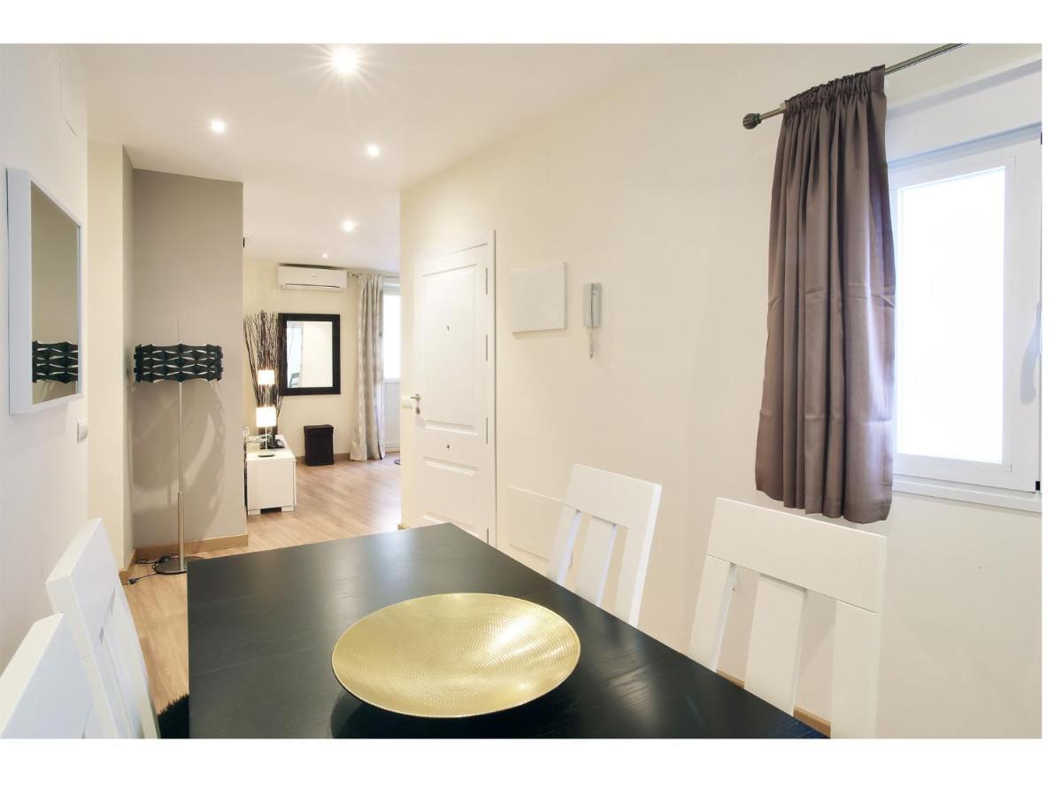 Apartamentos Unisierra Málaga Eksteriør billede