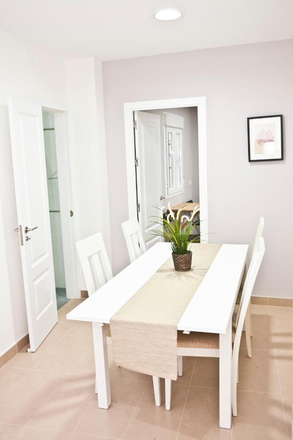 Apartamentos Unisierra Málaga Eksteriør billede