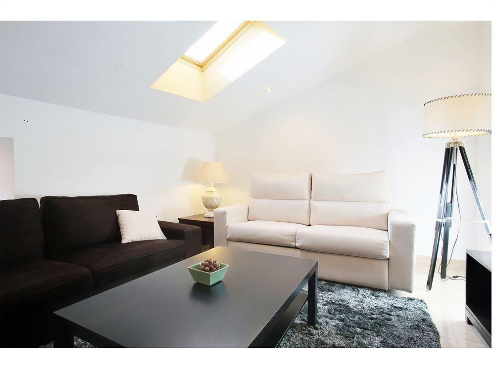 Apartamentos Unisierra Málaga Eksteriør billede