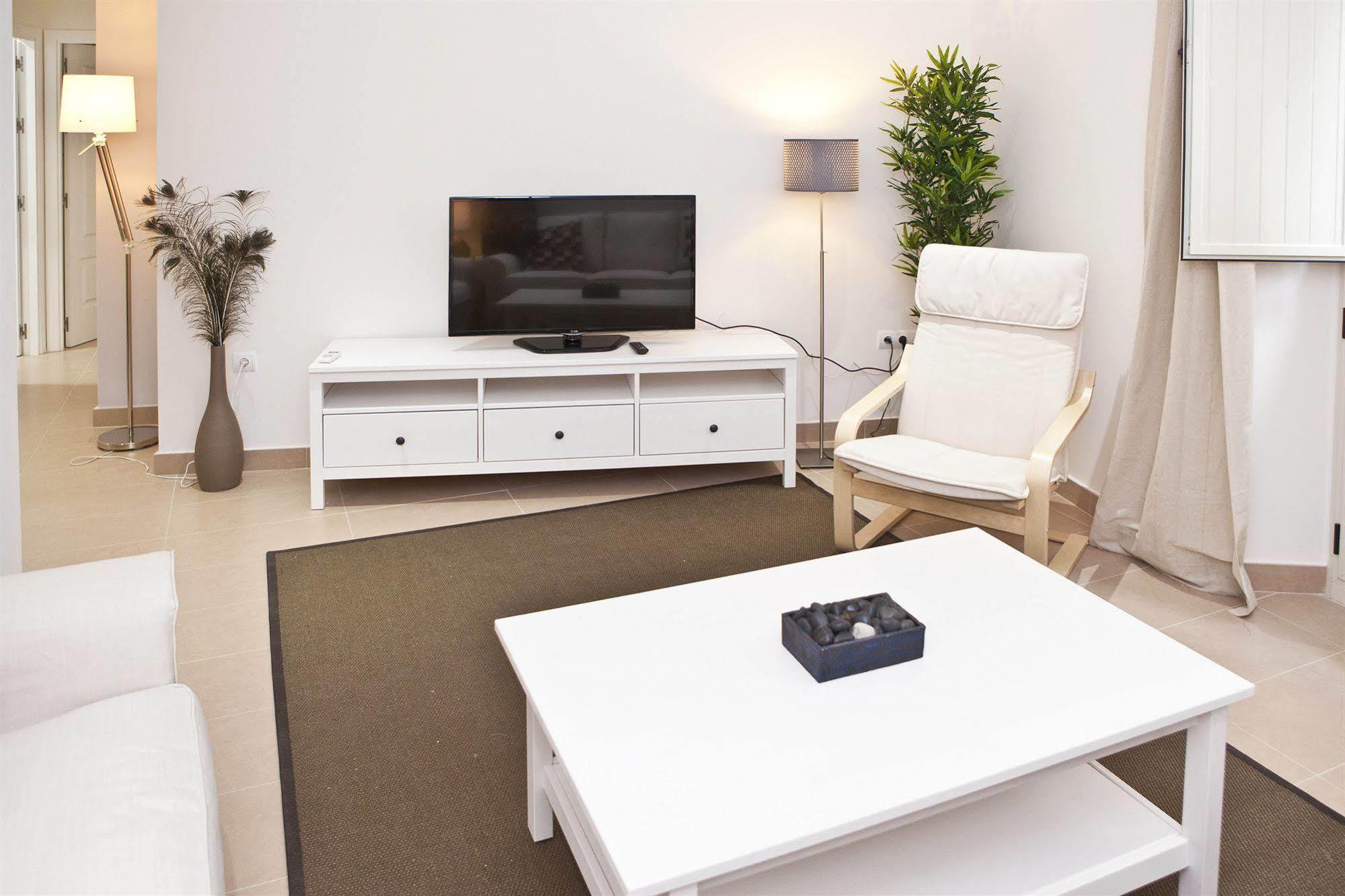 Apartamentos Unisierra Málaga Eksteriør billede