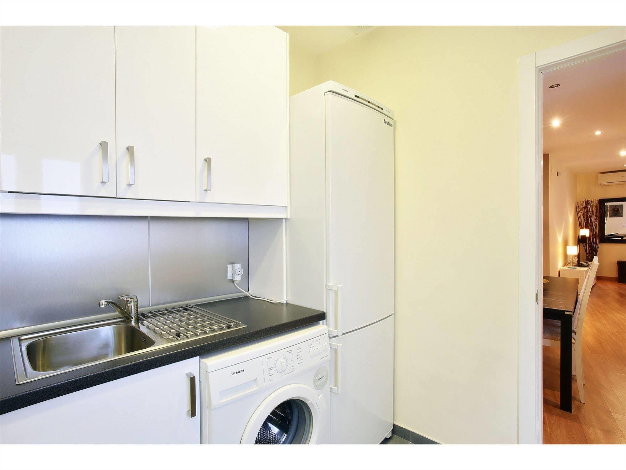 Apartamentos Unisierra Málaga Eksteriør billede